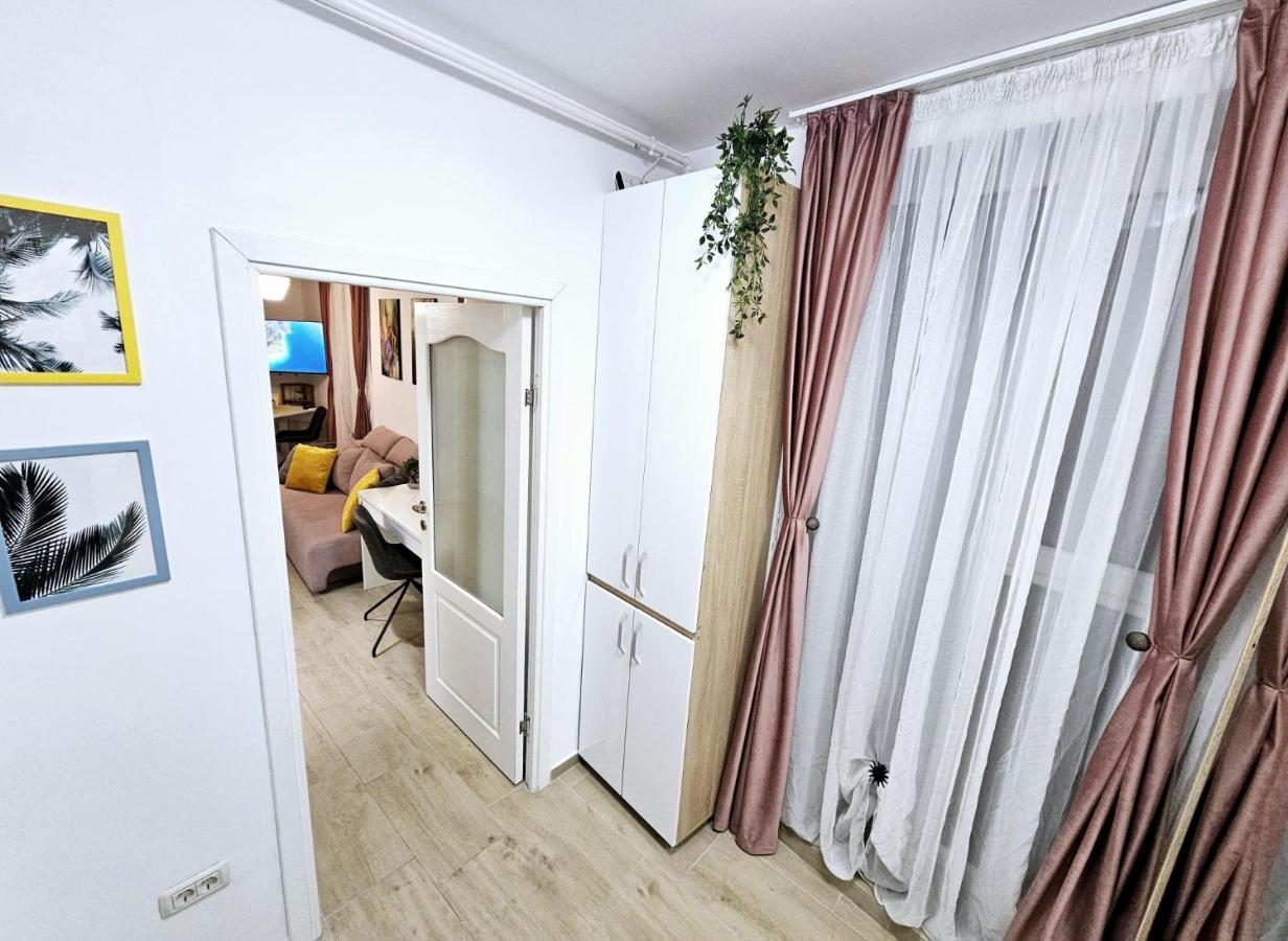 Lovely New Balcony Apartment Cismigiu Park - Pop5 بوخارست المظهر الخارجي الصورة